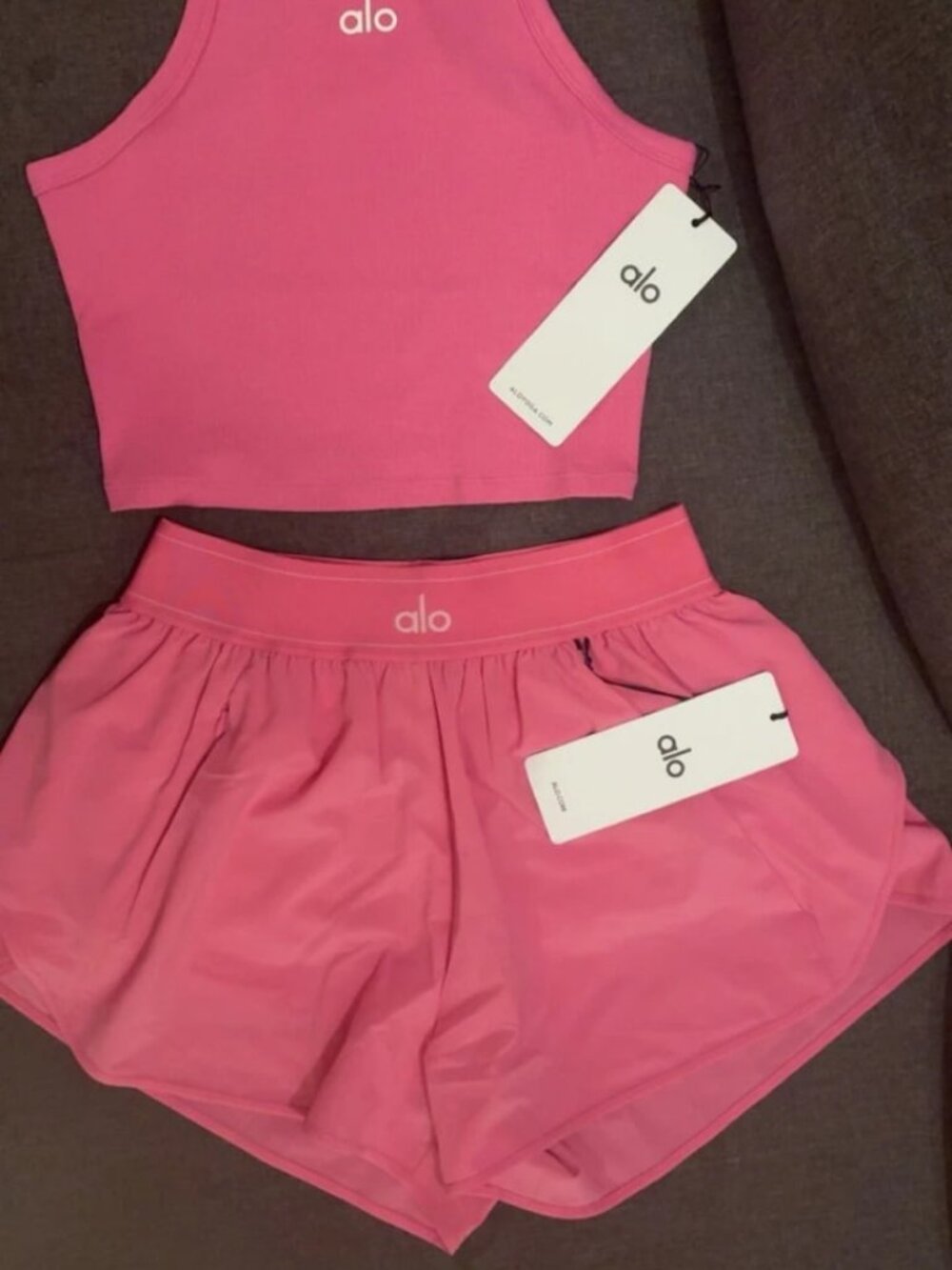 Alo Yoga Fuchsia Tank Top & Shorts Set, Pink, S